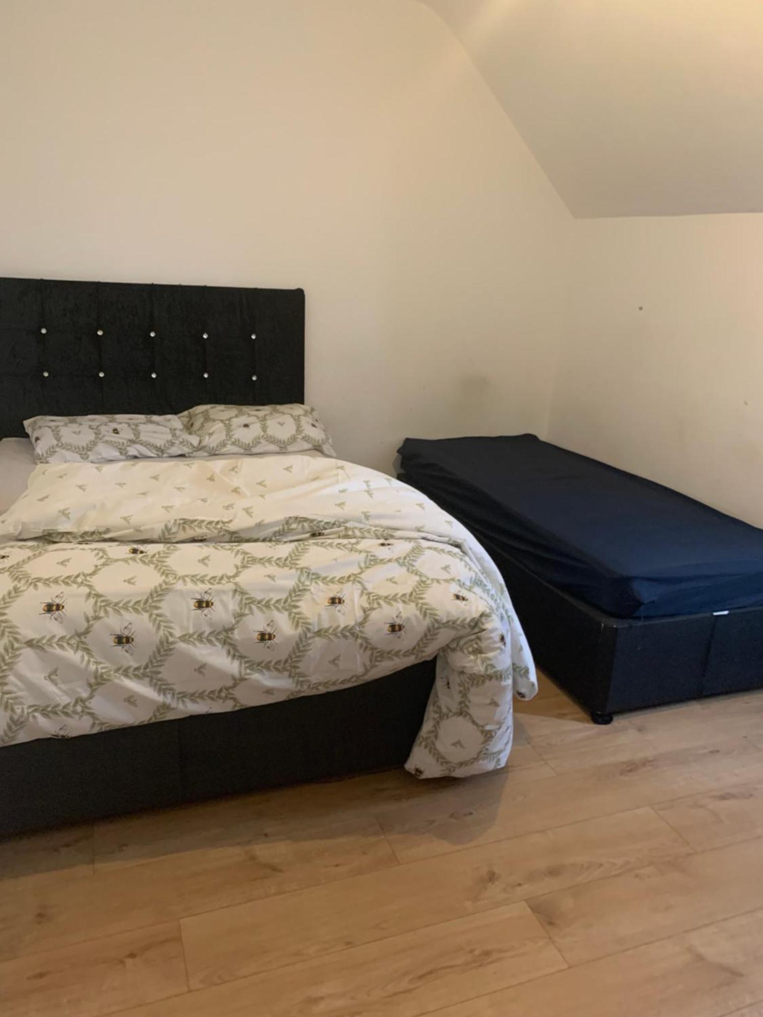 Bed and Breakfast At Apex House Dagenham Zewnętrze zdjęcie